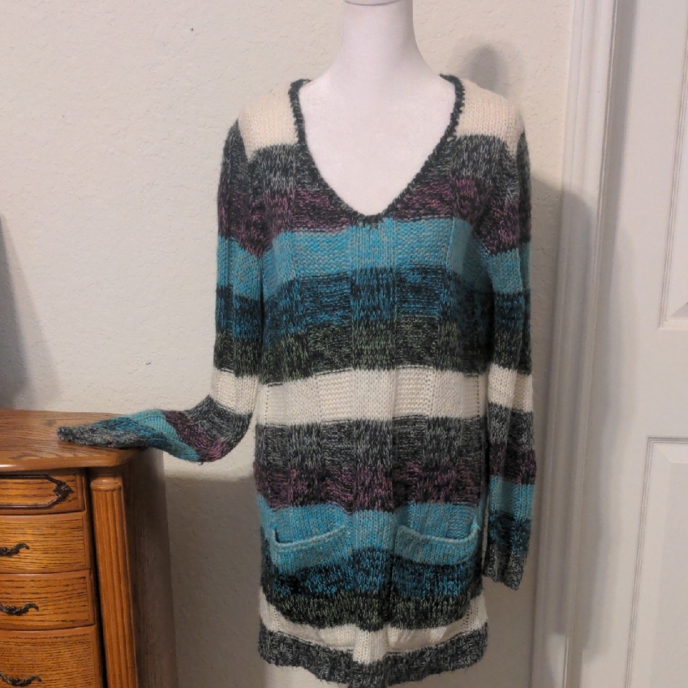 Rue21 Multicolor Striped V-Neck Long Sweater. Size XL